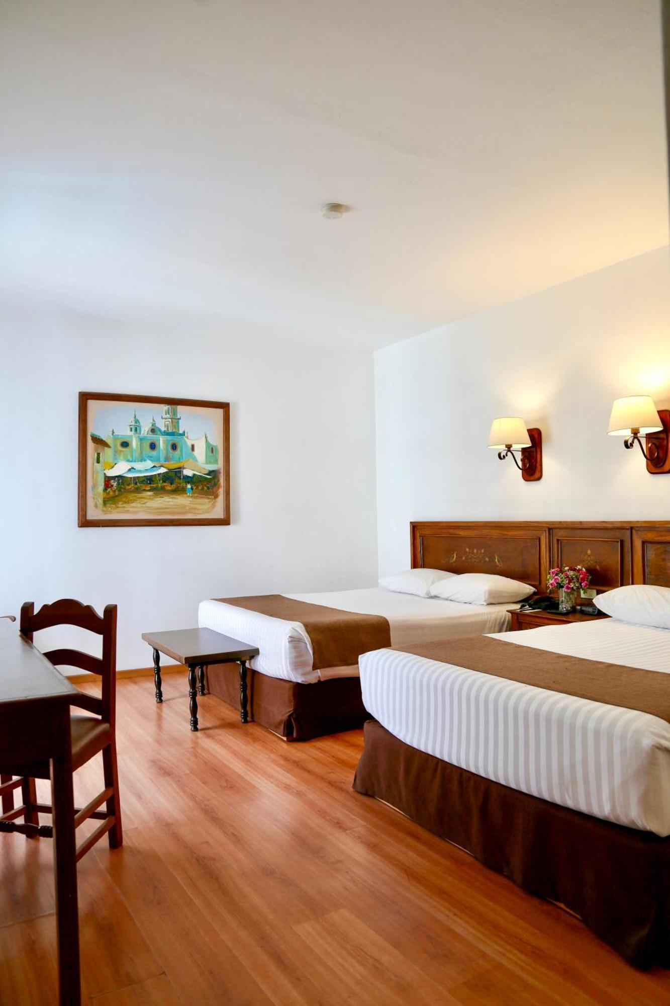 Hotel De Mendoza Гвадалахара Екстер'єр фото